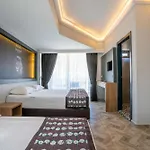 Aslan Corner Hotel